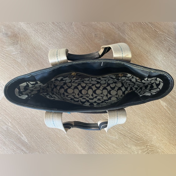 Coach Hamptons Weekend Black Tote Bag - Picture 8 of 9